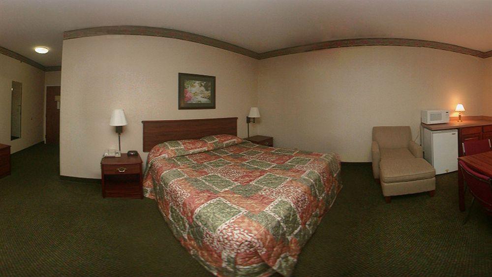 Comfort Inn Henderson Exterior photo